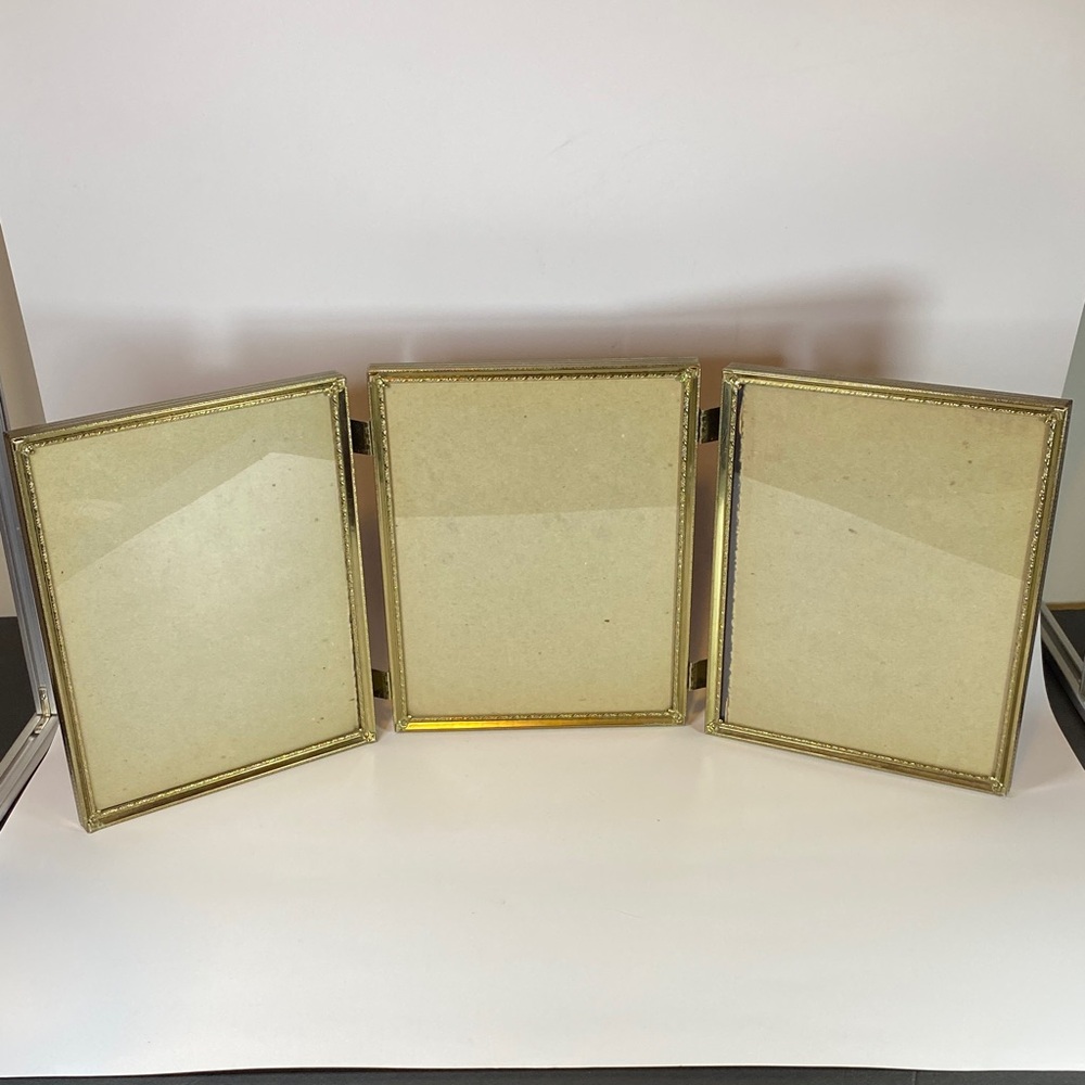 Vintage Gold/Brass Metal Trifold Picture Frame